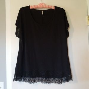 Wallflower black top
